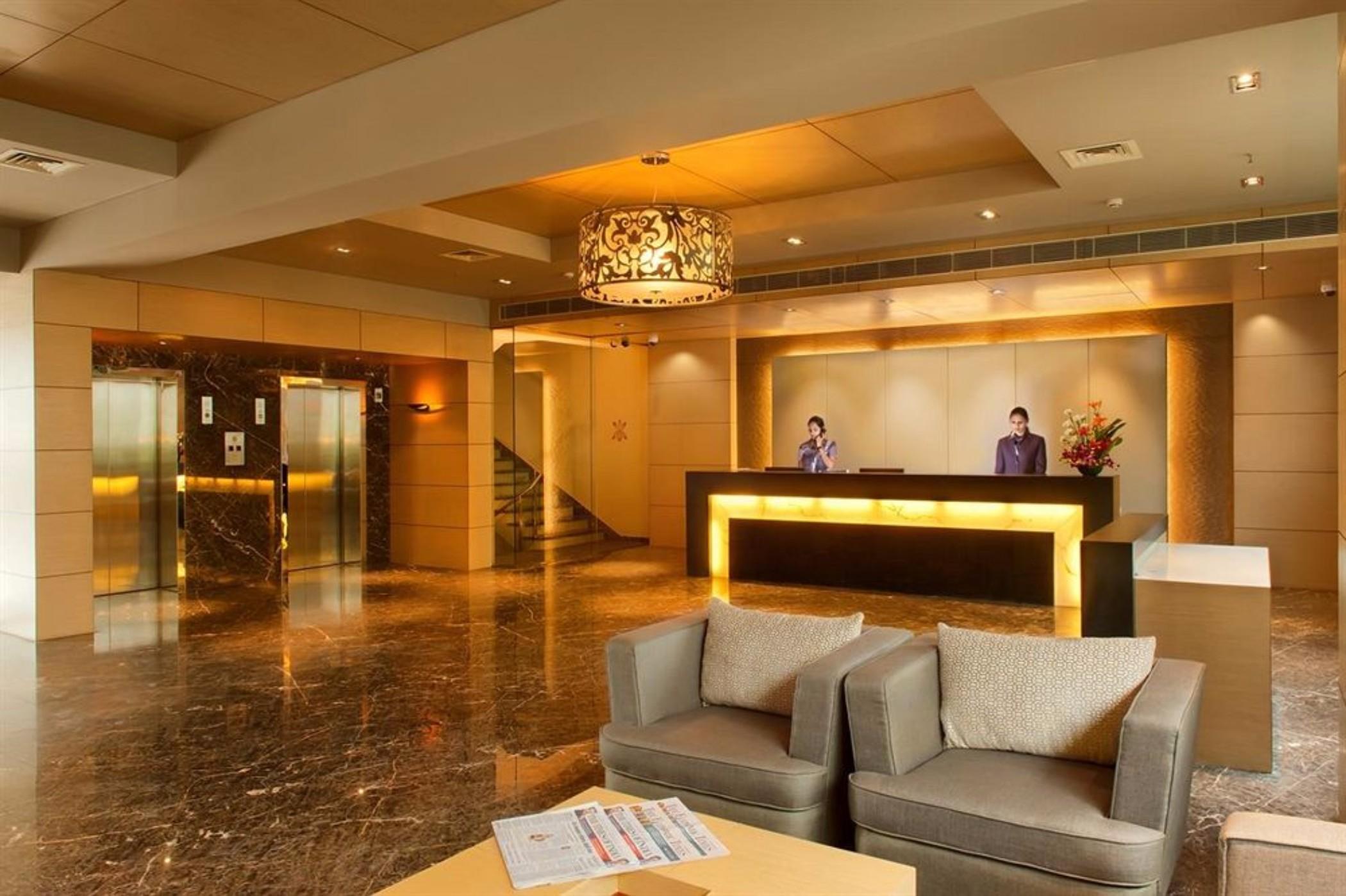 Royal Orchid Central Vadodara Interior photo