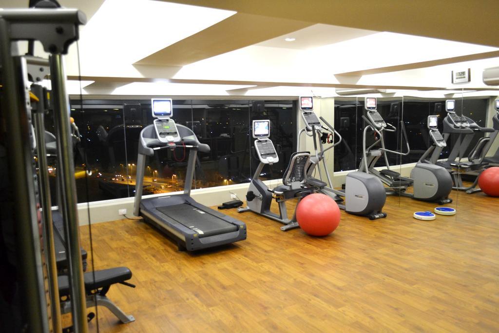 Royal Orchid Central Vadodara Exterior photo